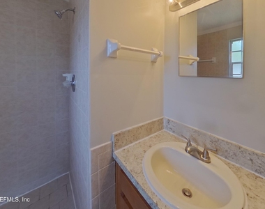 8252 Yolanda Court - Photo Thumbnail 9