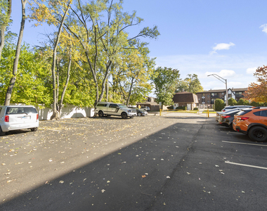 13616 Lamon Avenue - Photo Thumbnail 19