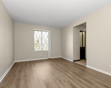 13616 Lamon Avenue - Photo Thumbnail 15