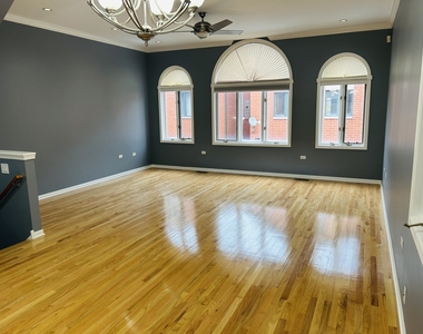 1918 S Louie Parkway - Photo Thumbnail 1