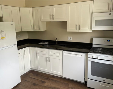 440 Lorraine Street - Photo Thumbnail 1