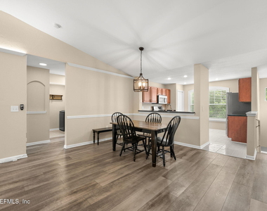 10200 Belle Rive Boulevard - Photo Thumbnail 3