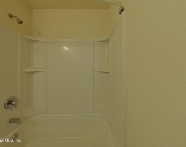 3323 Canyon Falls Drive - Photo Thumbnail 14