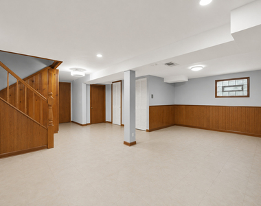 6452 S Knox Avenue - Photo Thumbnail 12