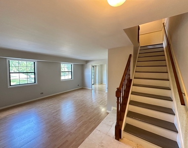 1486 W Jefferson Avenue - Photo Thumbnail 1