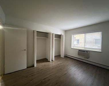 5730 N Sheridan Road - Photo Thumbnail 9