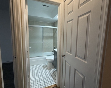 5730 N Sheridan Road - Photo Thumbnail 6