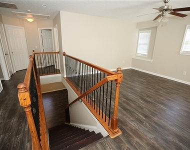 173 Parkmont Court - Photo Thumbnail 32