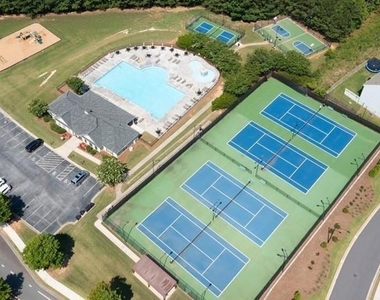 173 Parkmont Court - Photo Thumbnail 1