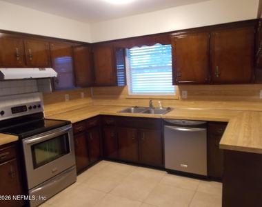 126 Vanderford Road N - Photo Thumbnail 9