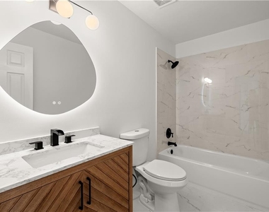 1232 Memorial Drive Se - Photo Thumbnail 18