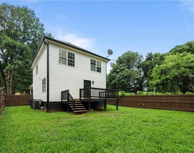 1232 Memorial Drive Se - Photo Thumbnail 23