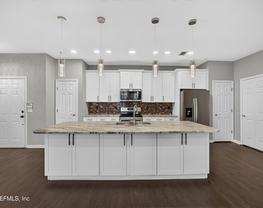 11251 Campfield Drive - Photo Thumbnail 5