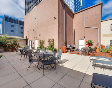 8 W Monroe Street - Photo Thumbnail 16