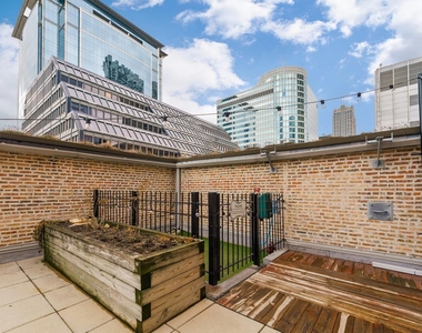 8 W Monroe Street - Photo Thumbnail 15