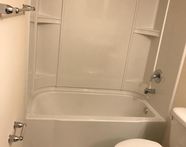 663 Servia Drive - Photo Thumbnail 8