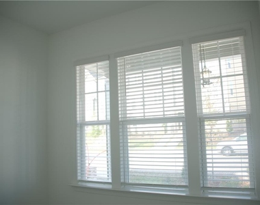 4381 Encore Blvd - Photo Thumbnail 1