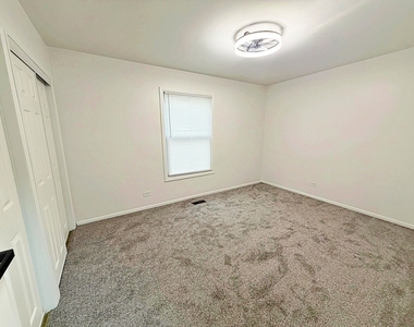 440 Lear Court - Photo Thumbnail 8