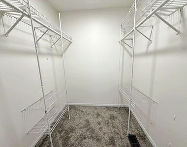 440 Lear Court - Photo Thumbnail 6
