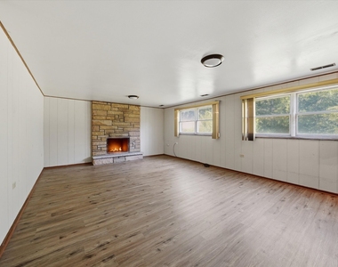 4050 Violet Lane - Photo Thumbnail 20