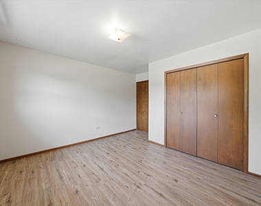 4050 Violet Lane - Photo Thumbnail 13