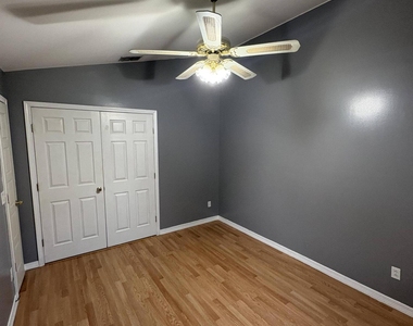 436 Mango Circle - Photo Thumbnail 4