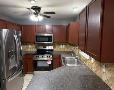 436 Mango Circle - Photo Thumbnail 9