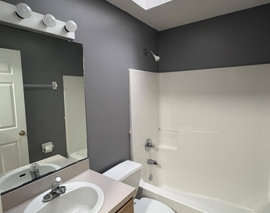 436 Mango Circle - Photo Thumbnail 7