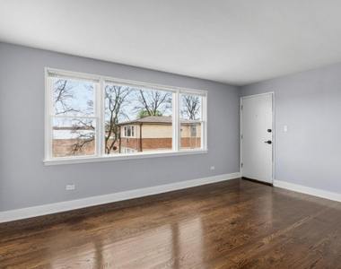 7900 S Merrill Avenue - Photo Thumbnail 3