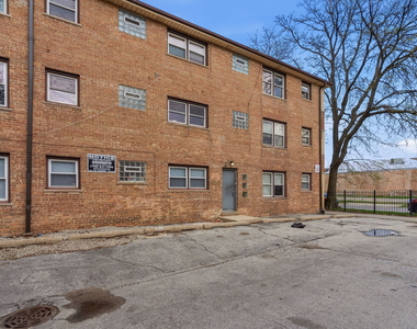 7900 S Merrill Avenue - Photo Thumbnail 16