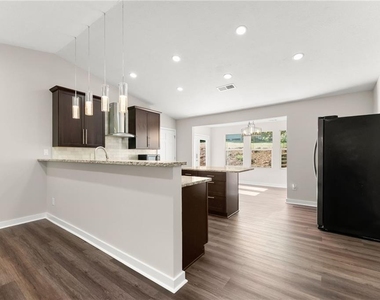 2050 Shaffer Road - Photo Thumbnail 7