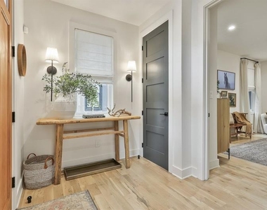 130 Arcadia Avenue - Photo Thumbnail 3