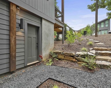 130 Arcadia Avenue - Photo Thumbnail 51
