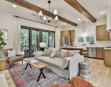 130 Arcadia Avenue - Photo Thumbnail 7