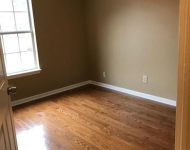 2989 Garland Drive - Photo Thumbnail 15