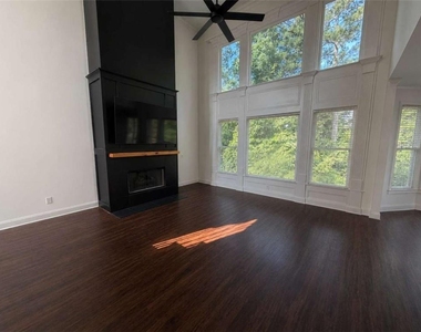 768 Laurel West Lane - Photo Thumbnail 3