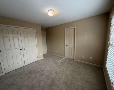 768 Laurel West Lane - Photo Thumbnail 20
