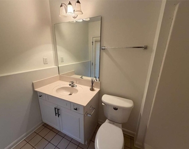 768 Laurel West Lane - Photo Thumbnail 21