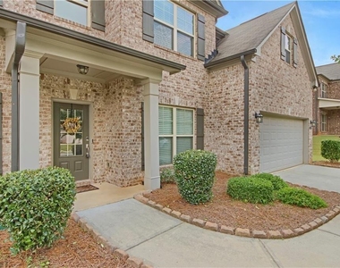551 Wagon Hill Lane - Photo Thumbnail 2
