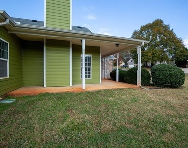 300 Mckendree Court - Photo Thumbnail 33