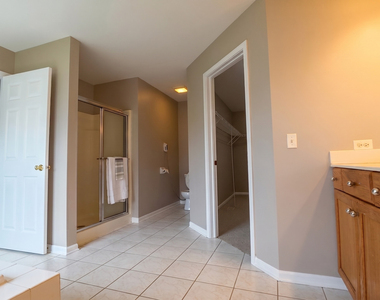 1925 Danube Way - Photo Thumbnail 11