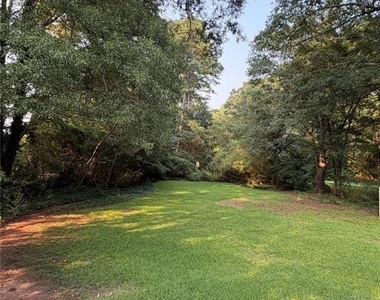 2720 Hollywood Drive - Photo Thumbnail 1