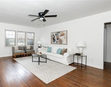 425 Lindbergh Drive Ne - Photo Thumbnail 9