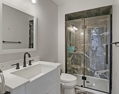 196 Rosedale Court - Photo Thumbnail 13