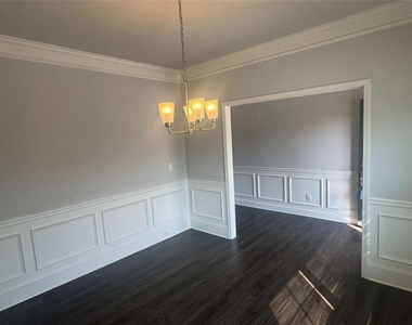 4472 Beechnut View - Photo Thumbnail 4
