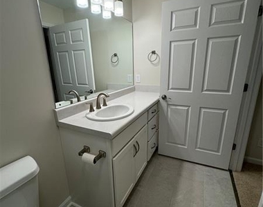 907 Natchez Trace - Photo Thumbnail 25