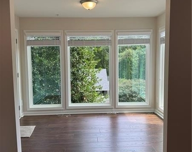 907 Natchez Trace - Photo Thumbnail 15