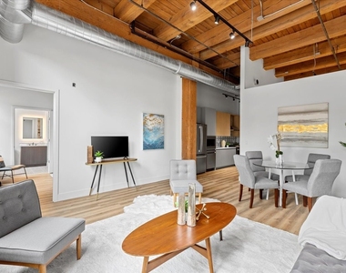 153 W Ohio Street - Photo Thumbnail 1