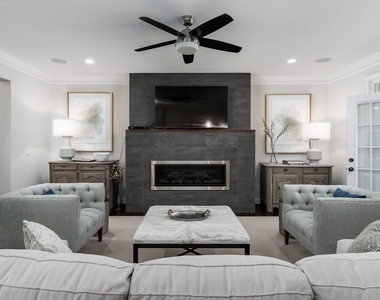 2537 Oglethorpe Circle Ne - Photo Thumbnail 6