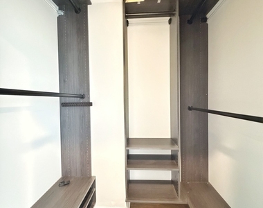2427 W Grenshaw Street - Photo Thumbnail 10